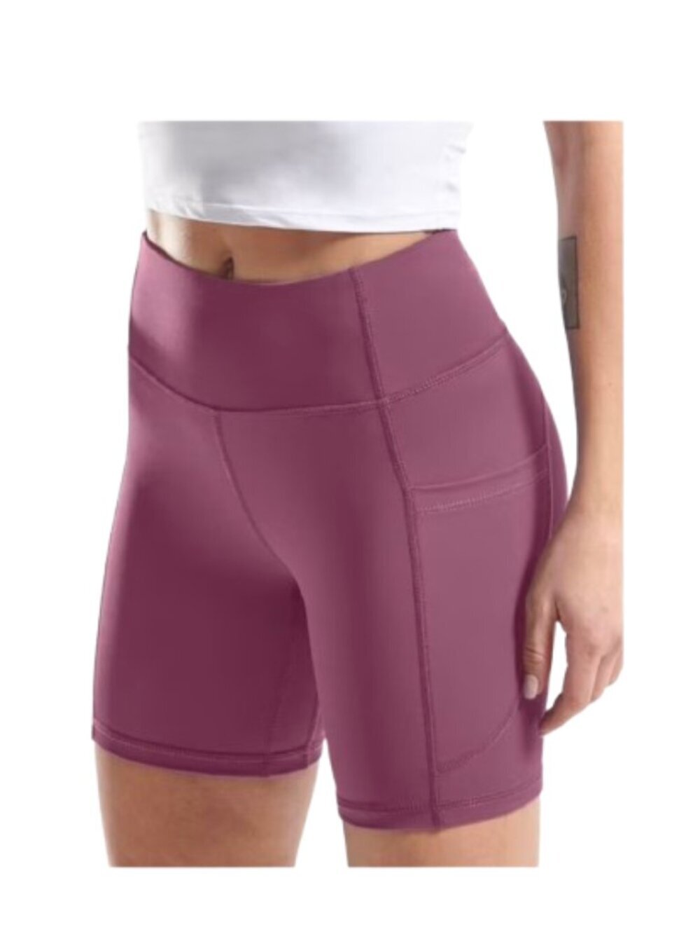Avia biking shorts, size Medium 8-10 (F8)